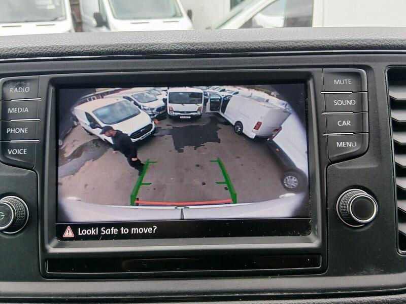 Volkswagen 2.0 TDI CR35 BlueMotion Tech Trendline Panel Van 5dr Diesel Manual FWD MWB High Roof Euro 6 (s/s) (140 ps)