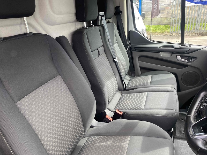 Ford 340 Fox Trend Panel Van 1.0 Automatic Petrol Plug-in Hybrid