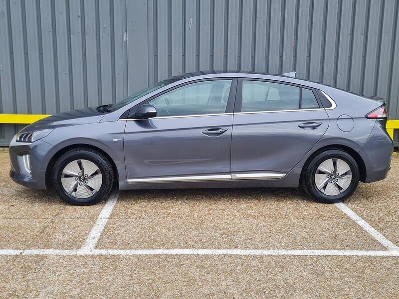 Hyundai h-GDi Premium Hatchback 1.6 Automatic Petrol Hybrid