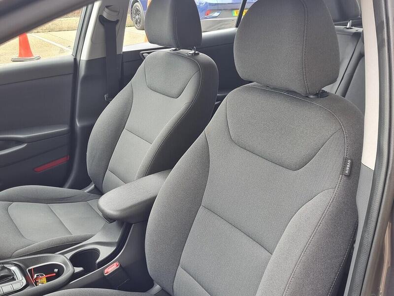 Hyundai h-GDi Premium Hatchback 1.6 Automatic Petrol Hybrid