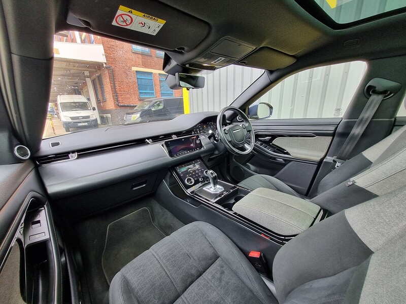 Land Rover D180 R-Dynamic HSE SUV 2.0 Automatic Diesel