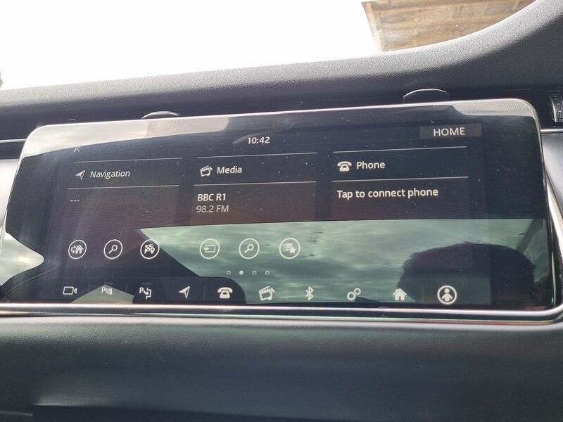 Land Rover D180 R-Dynamic HSE SUV 2.0 Automatic Diesel