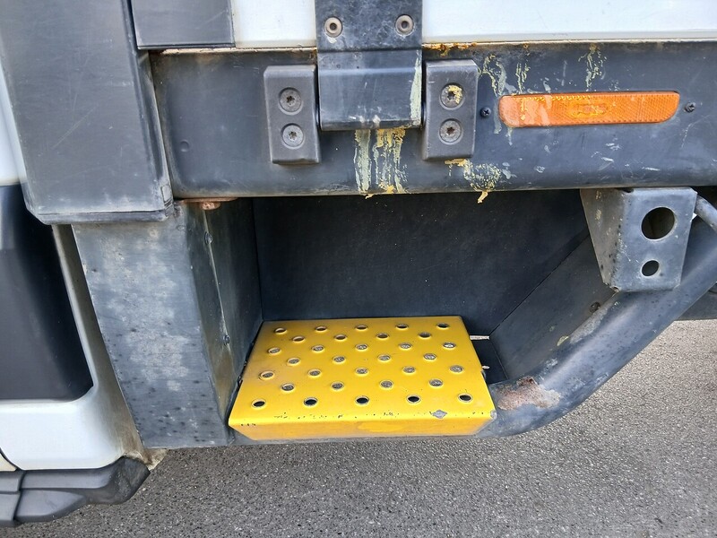 Ford 2.0 350 EcoBlue Chassis Cab 2dr Diesel Manual RWD L4 H1 Euro 6 (130 ps)