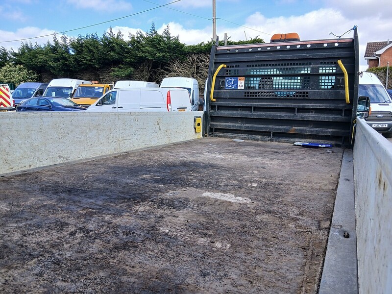 Ford 2.0 350 EcoBlue Chassis Cab 2dr Diesel Manual RWD L4 H1 Euro 6 (130 ps)