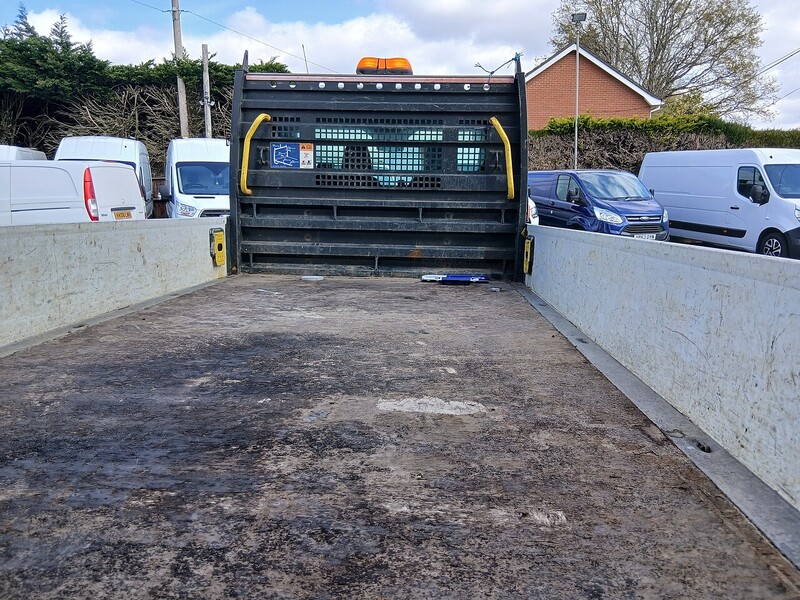 Ford 2.0 350 EcoBlue Chassis Cab 2dr Diesel Manual RWD L4 H1 Euro 6 (130 ps)