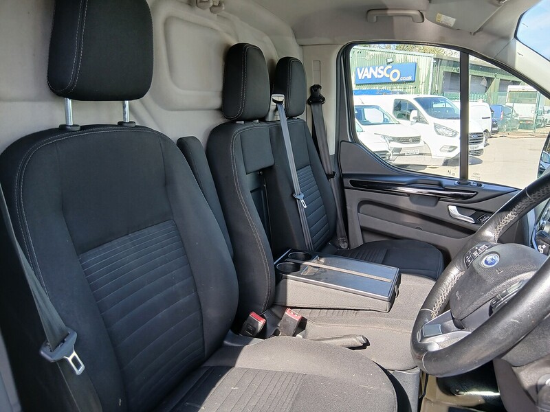 Ford 2.0 280 EcoBlue Limited Panel Van 5dr Diesel Manual L1 H1 Euro 6 (s/s) (130 ps)