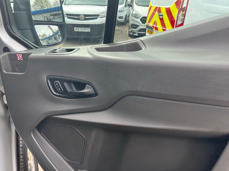 Ford 350 EcoBlue Leader Dropside 2.0 Manual Diesel 2.0 2dr Dropside Manual Diesel