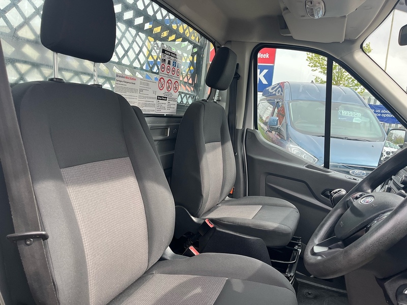Ford 350 EcoBlue Leader Dropside 2.0 Manual Diesel 2.0 2dr Dropside Manual Diesel