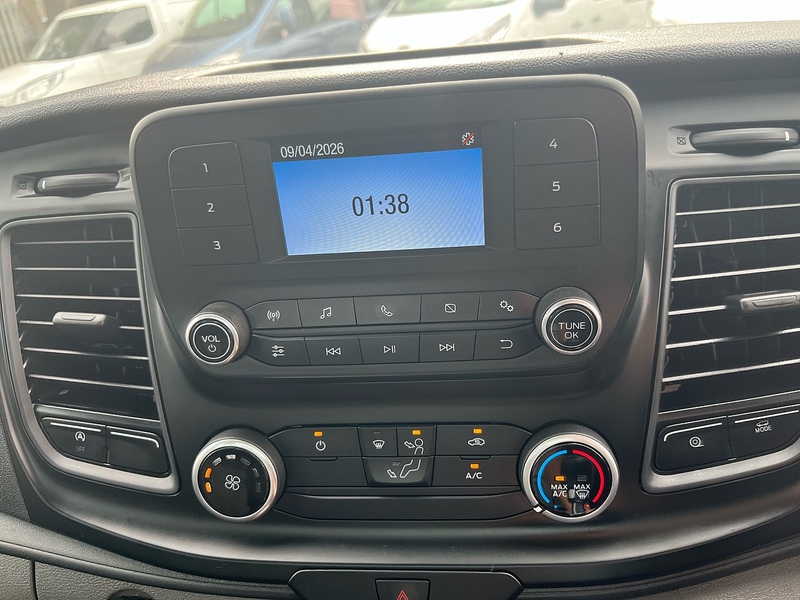 Ford 350 EcoBlue Leader Dropside 2.0 Manual Diesel 2.0 2dr Dropside Manual Diesel