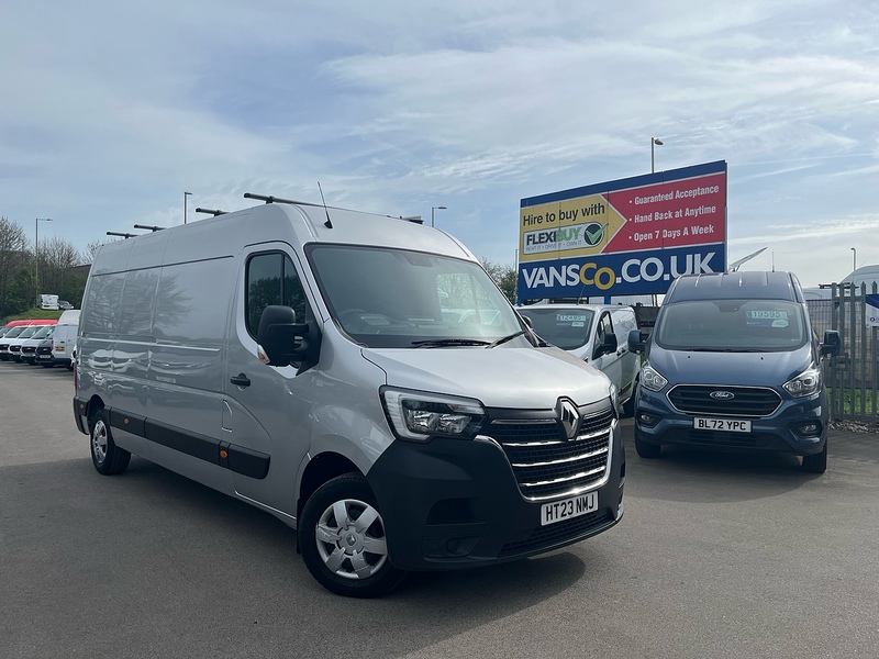 Renault 2.3 dCi 35 Business+ Panel Van 4dr Diesel Manual FWD LWB Medium Roof Euro 6 (135 ps)