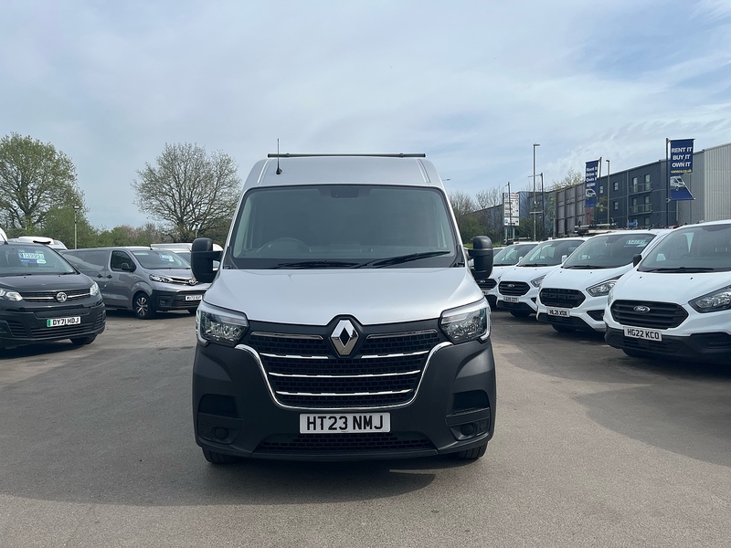 Renault 2.3 dCi 35 Business+ Panel Van 4dr Diesel Manual FWD LWB Medium Roof Euro 6 (135 ps)