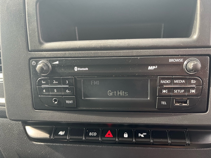 Renault 2.3 dCi 35 Business+ Panel Van 4dr Diesel Manual FWD LWB Medium Roof Euro 6 (135 ps)