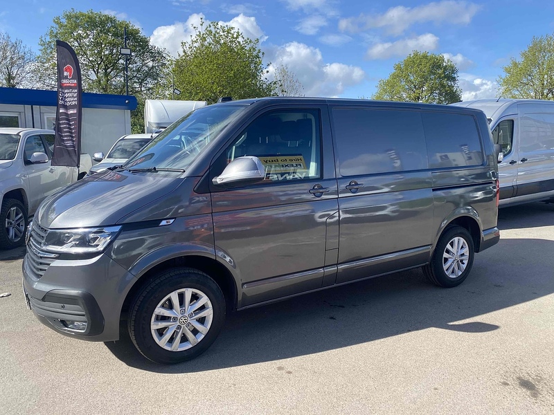 Volkswagen 2.0 TDI T30 Highline Panel Van 5dr Diesel DSG FWD SWB Euro 6 (s/s) (150 ps)