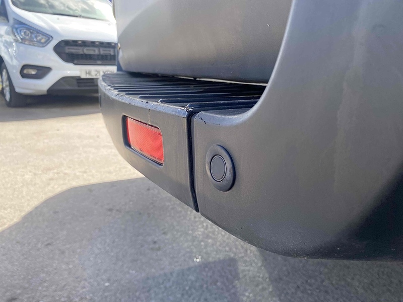 Ford 2.0 350 EcoBlue Leader Panel Van 5dr Diesel Manual FWD L3 H2 Euro 6 (s/s) (130 ps)