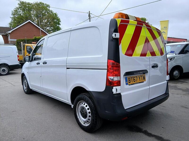 Mercedes-Benz 1.6 109 CDI Panel Van 5dr Diesel Manual FWD L1 Euro 5 (88 ps)