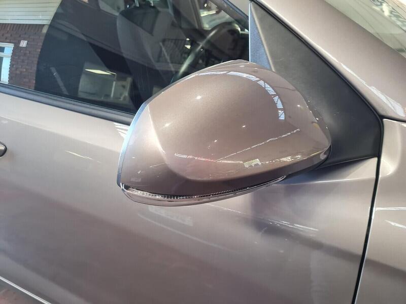 Hyundai 1.2 Premium Hatchback 5dr Petrol Manual Euro 6 (s/s) (84 ps)