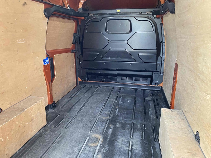 Ford 2.0 340 EcoBlue Limited Panel Van 5dr Diesel Manual L2 H2 Euro 6 (s/s) (170 ps)