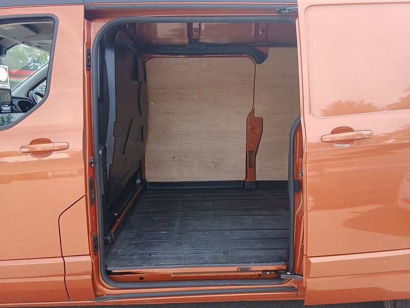 Ford 2.0 340 EcoBlue Limited Panel Van 5dr Diesel Manual L2 H2 Euro 6 (s/s) (170 ps)