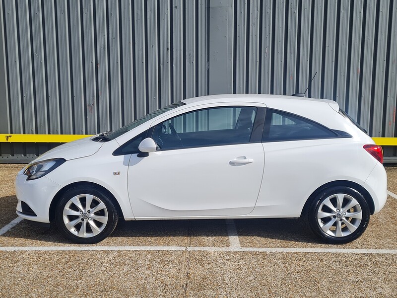 Vauxhall 1.4i ecoTEC Energy Hatchback 3dr Petrol Manual Euro 6 (a/c) (75 ps)