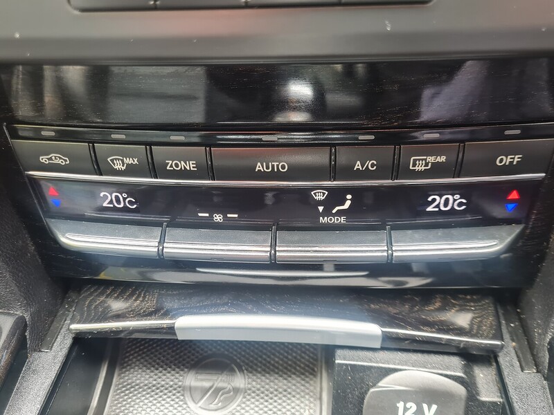 Mercedes-Benz 2.1 E220 CDI BlueEfficiency Executive SE Saloon 4dr Diesel G-Tronic+ Euro 5 (s/s) (170 ps)