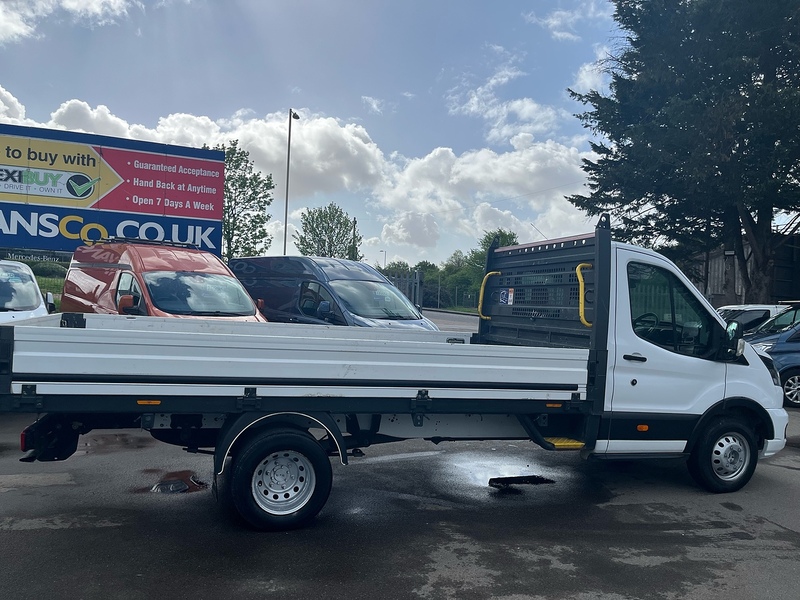 Ford 2.0 350 EcoBlue Leader Chassis Cab 2dr Diesel Manual RWD L4 Euro 6 (s/s) (130 ps)