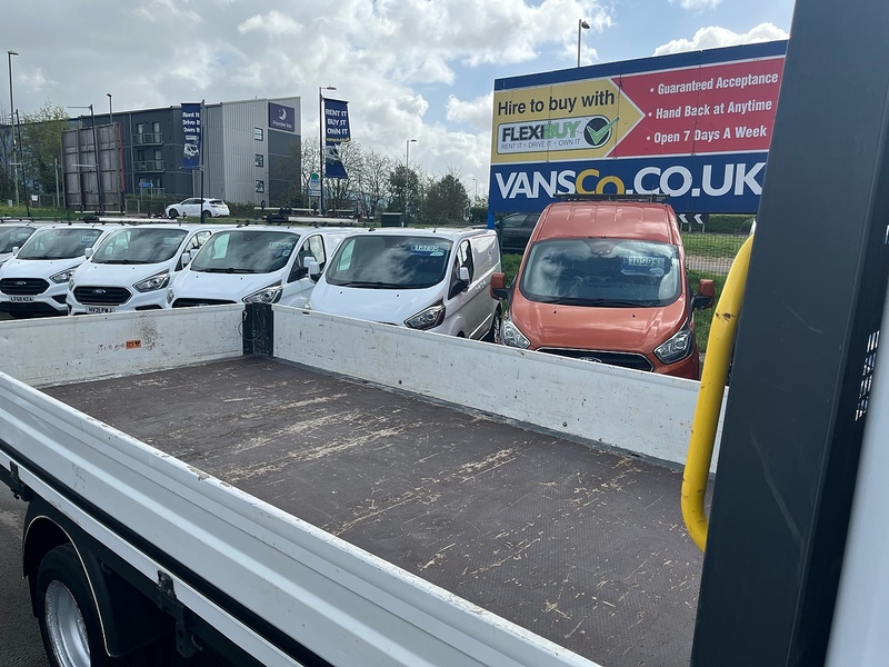 Ford 2.0 350 EcoBlue Leader Chassis Cab 2dr Diesel Manual RWD L4 Euro 6 (s/s) (130 ps)