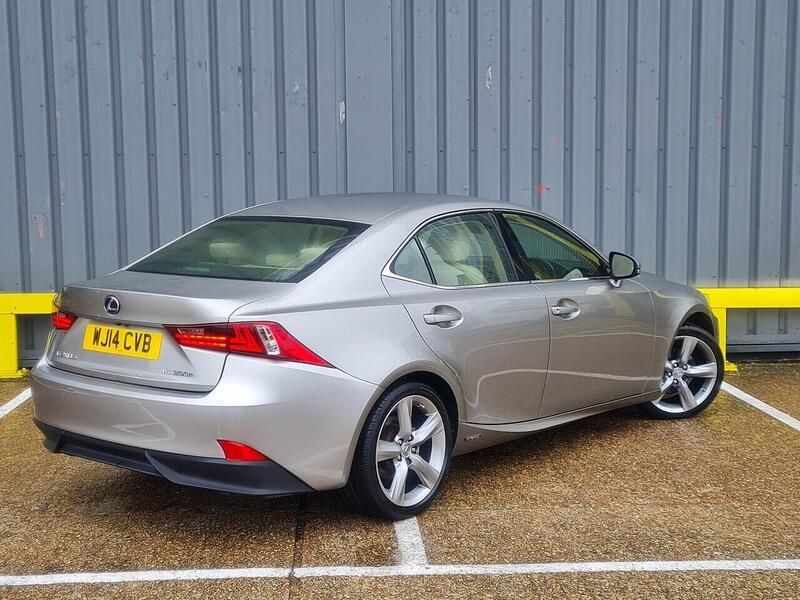Lexus 300h Premier Saloon 2.5 Automatic Petrol Hybrid