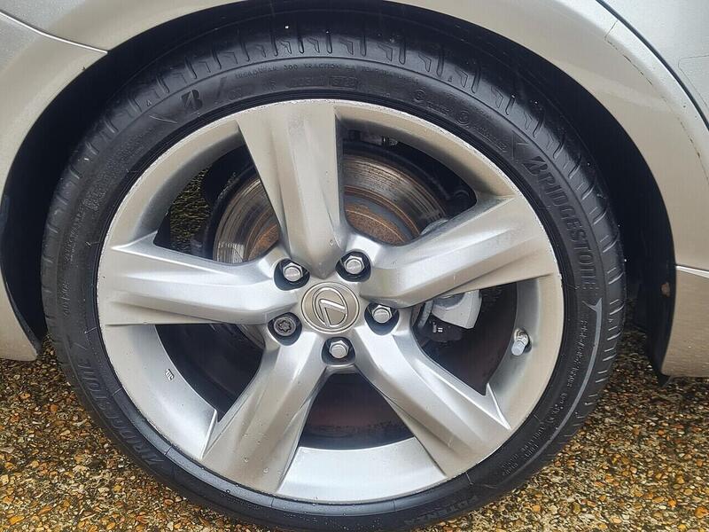 Lexus 300h Premier Saloon 2.5 Automatic Petrol Hybrid