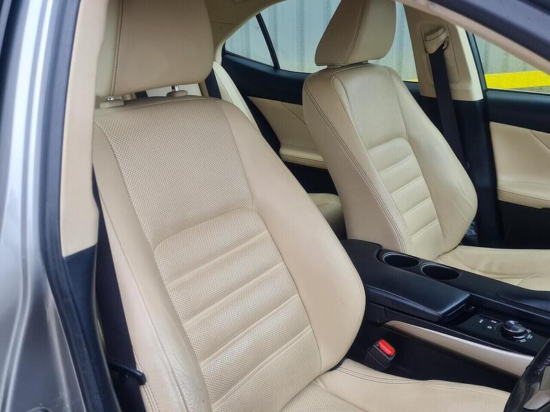 Lexus 300h Premier Saloon 2.5 Automatic Petrol Hybrid