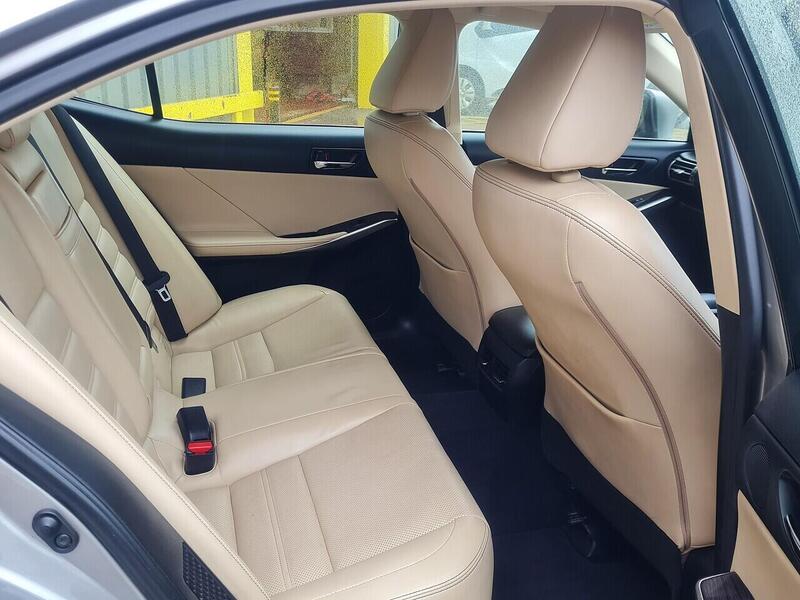 Lexus 300h Premier Saloon 2.5 Automatic Petrol Hybrid