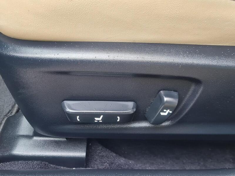 Lexus 300h Premier Saloon 2.5 Automatic Petrol Hybrid