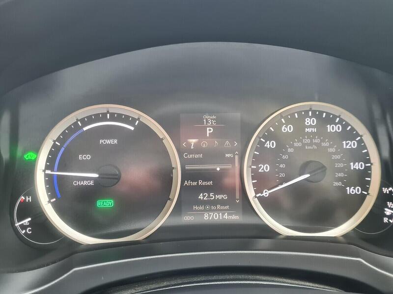 Lexus 300h Premier Saloon 2.5 Automatic Petrol Hybrid