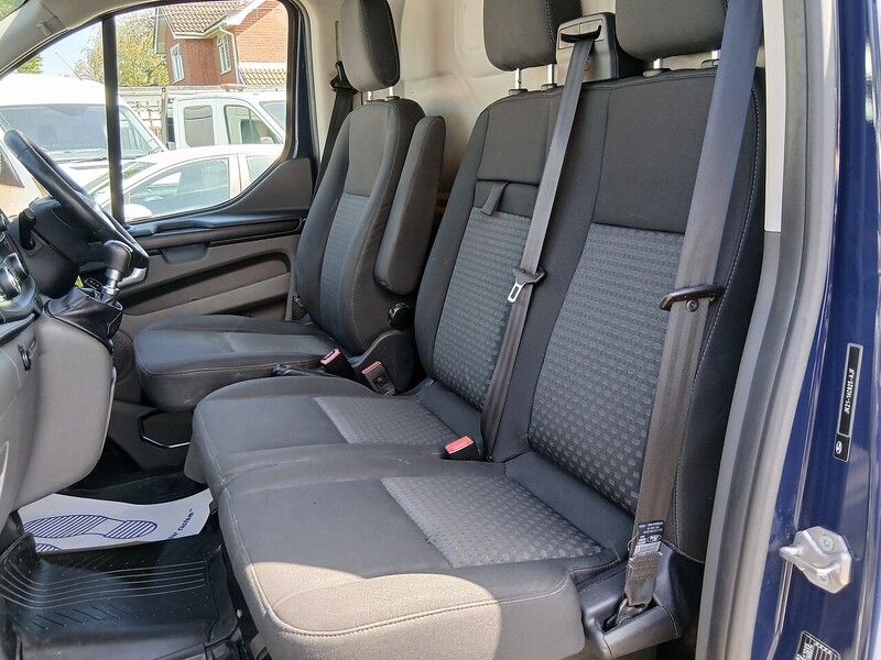 Ford 2.0 320 EcoBlue Trend Panel Van 5dr Diesel Manual L1 H1 Euro 6 (130 ps)