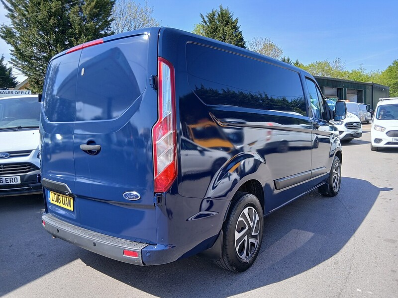 Ford 2.0 320 EcoBlue Trend Panel Van 5dr Diesel Manual L1 H1 Euro 6 (130 ps)