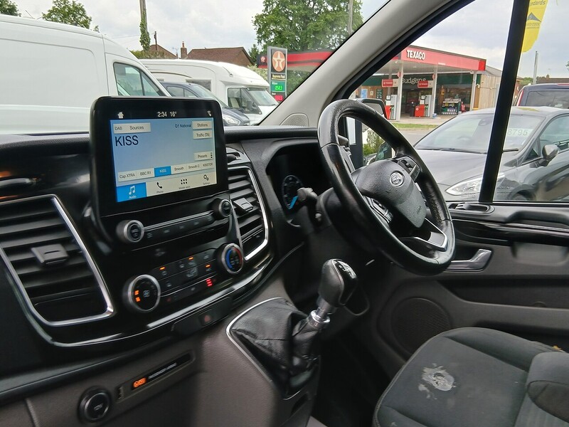 Ford 2.0 300 EcoBlue Limited Panel Van 5dr Diesel Manual L2 H1 Euro 6 (130 ps)
