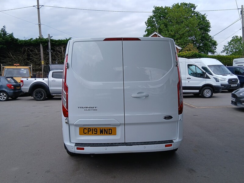 Ford 2.0 300 EcoBlue Limited Panel Van 5dr Diesel Manual L2 H1 Euro 6 (130 ps)