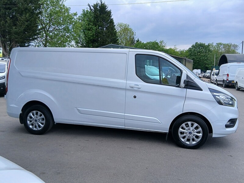 Ford 2.0 300 EcoBlue Limited Panel Van 5dr Diesel Manual L2 H1 Euro 6 (130 ps)
