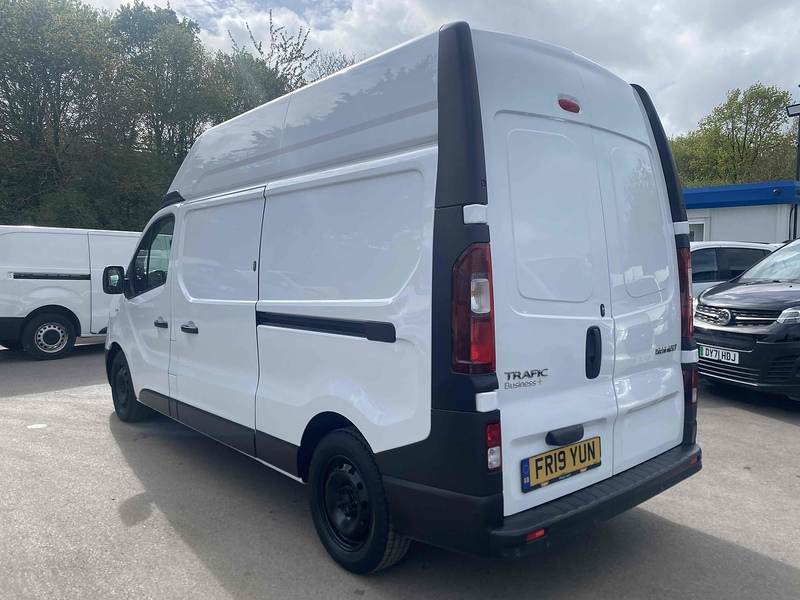 Renault 1.6 dCi ENERGY 29 Business+ Panel Van 5dr Diesel Manual LWB High Roof Euro 6 (s/s) (125 ps)