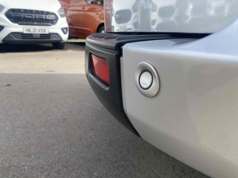 Ford 2.0 340 EcoBlue Trend Panel Van 5dr Diesel Manual L2 H1 Euro 6 (170 ps)