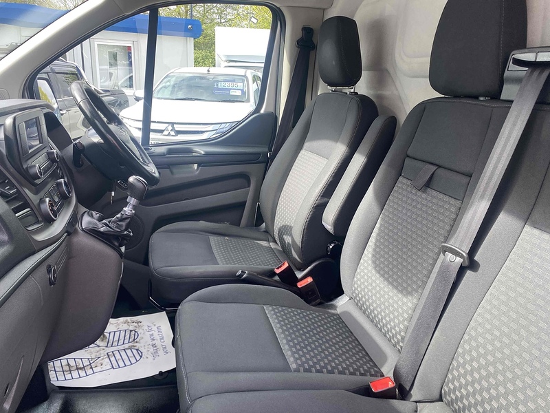 Ford 2.0 340 EcoBlue Trend Panel Van 5dr Diesel Manual L2 H1 Euro 6 (170 ps)