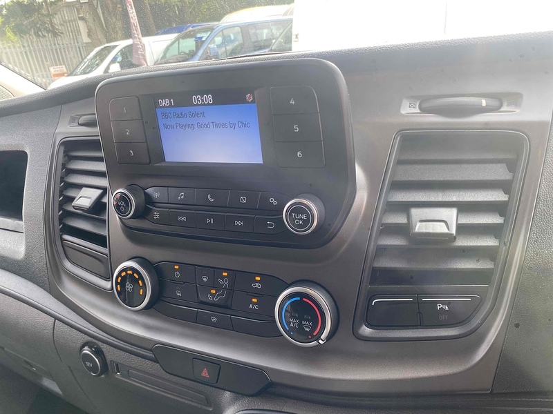 Ford 2.0 340 EcoBlue Trend Panel Van 5dr Diesel Manual L2 H1 Euro 6 (170 ps)
