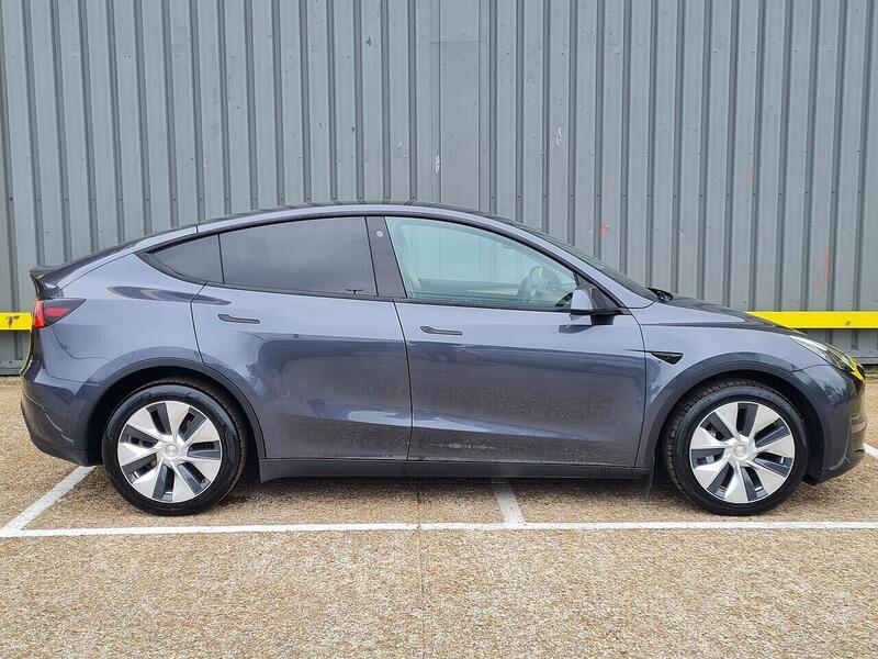 Tesla Long Range SUV 0.0 Automatic Electric