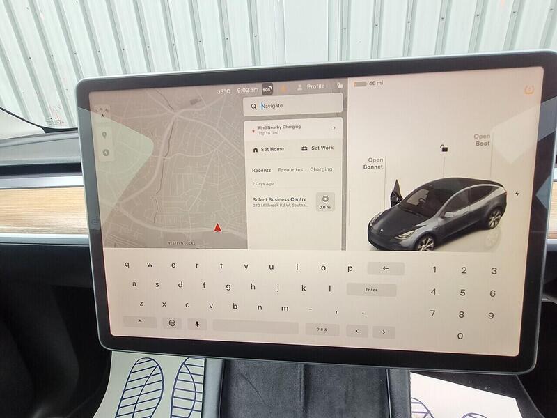 Tesla Long Range SUV 0.0 Automatic Electric