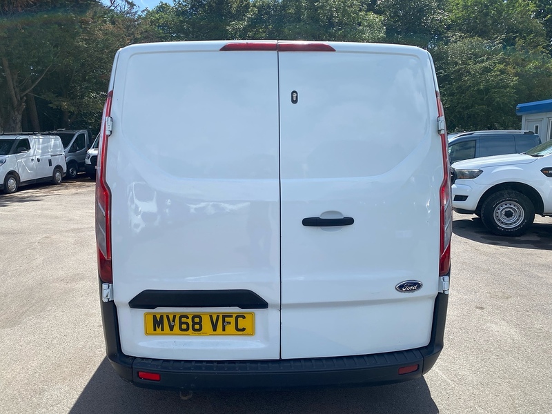Ford Transit Custom 280 EcoBlue 2.0 5dr Medium Van Manual Diesel