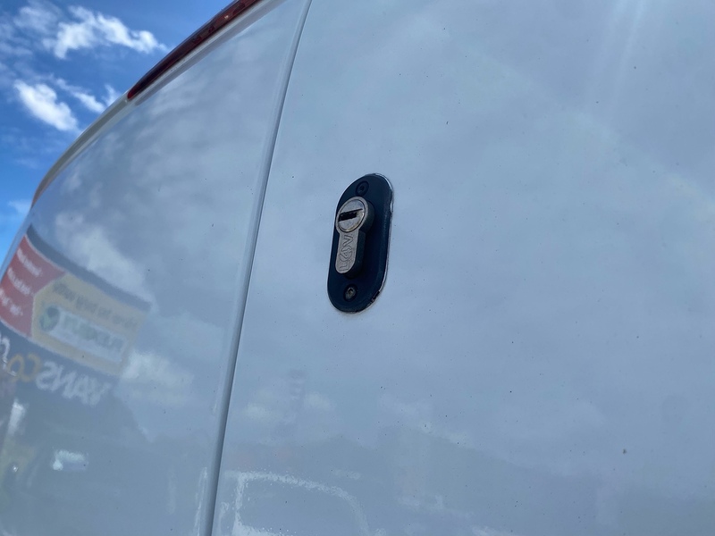 Ford Transit Custom 280 EcoBlue 2.0 5dr Medium Van Manual Diesel