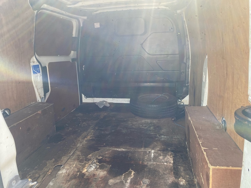Ford Transit Custom 280 EcoBlue 2.0 5dr Medium Van Manual Diesel