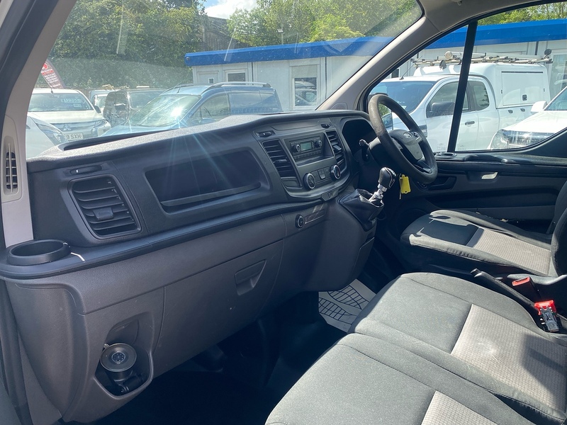 Ford Transit Custom 280 EcoBlue 2.0 5dr Medium Van Manual Diesel