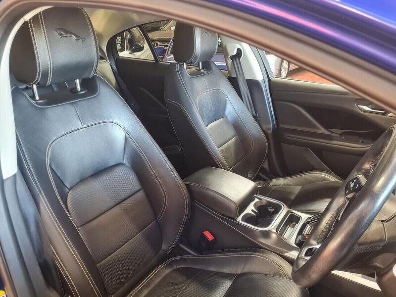 Jaguar 400 SE SUV 0.0 Automatic Electric