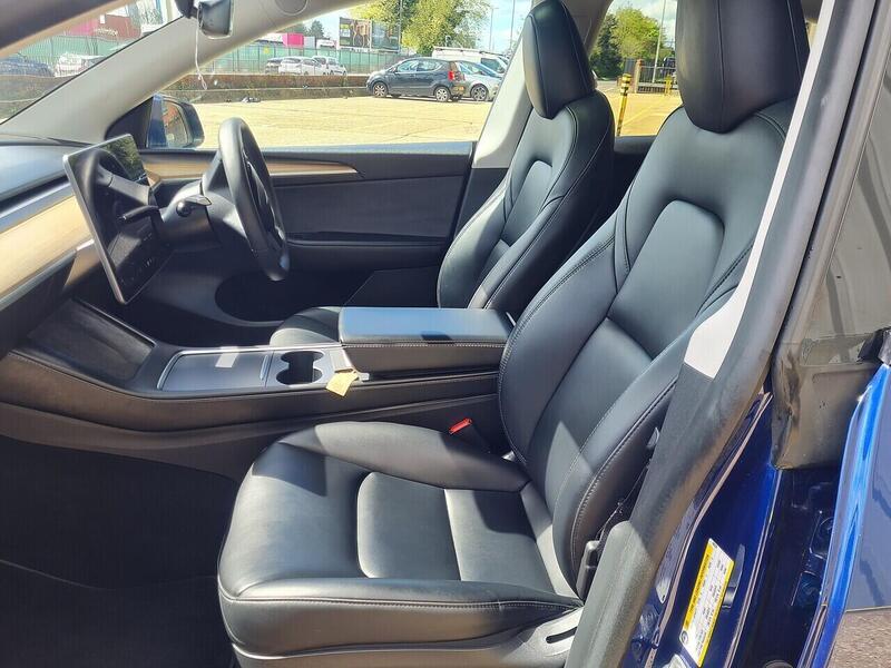 Tesla Long Range SUV 0.0 Automatic Electric