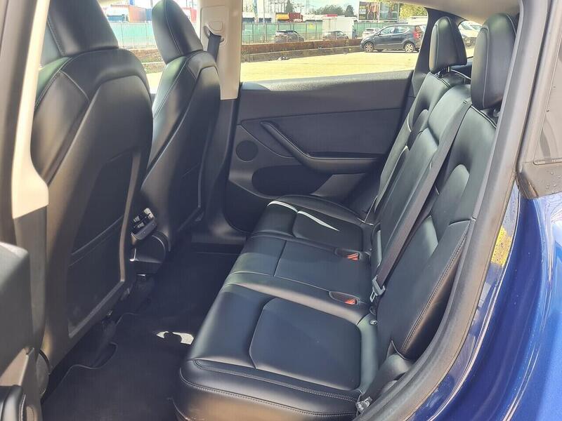 Tesla Long Range SUV 0.0 Automatic Electric